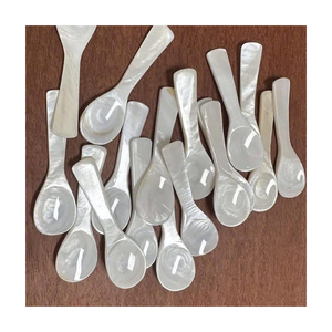 ช้อนไข่มุกพรีเมียม ทำด้วยมือจากเปลือกหอยธรรมชาติ พร้อมสลักลายตามสั่ง สำหรับอาหารระดับกูร์เมต์ - Product Image 4