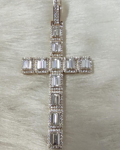 Pendentif Croix en Argent Sterling 925 avec Moissanite Taille Baguette Sertie en Bezel, Bijou Chrétien Religieux Unisexe - Product Image 5
