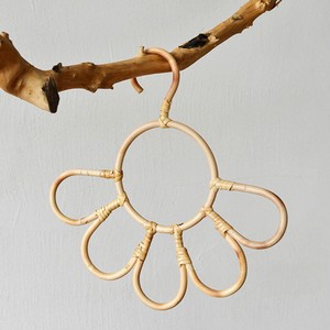 Organizador de ropa para el hogar, perchas de madera para guardar ropa en el armario, perchas de ropa de ratán hechas a mano - Product Image 3