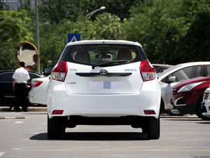 Exportations de voitures d'occasion de haute qualité de Chine : Toyota Yaris 2014, prix abordable et en stock - Product Image 3