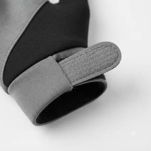 Guantes de Snooker Personalizados, Guantes de Billar Premium con Diseño de Tres Dedos para Jugadores Diestros, Guantes de Snooker a Bajo Precio - Product Image 5
