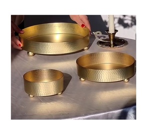 Ensemble de deux bols à chocolat de conception exceptionnelle, de tailles différentes, en aluminium avec base en résine - Product Image 4