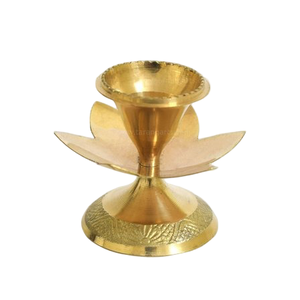 High Quality Brass Vintage <b>Small</b> <b>Candle</b> Holder With Polish Finished For Home Decoration Metal <b>Candle</b> Stand For Table Top Decor - Product Image 3