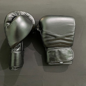 ถุงมือชกมวยไทย MMA หนังแท้ ปักโลโก้ได้ ระบายอากาศดี ปิดแบบรัดข้อมือ - Product Image 5