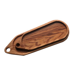 Planche à découper ronde en bois de hêtre de qualité supérieure avec poignée, gravée de motifs floraux, durable, pour pizza et plateau à fromage, idéale pour la cuisine - Product Image 4