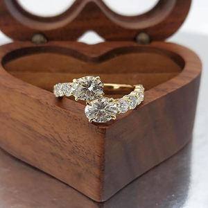 Unique and Luxury Lab grown Women's 1.5 Carat Yellow Gold Oval Cut Diamond Engagement Ring Classic Style - Product Image 5