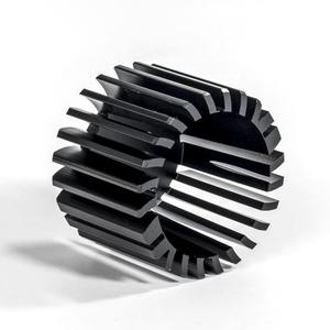 Disipador de Calor de Aluminio Personalizado para Amplificador de Alta Potencia, Radiador de Enfriamiento Extruido Anodizado, Solución de Gestión Térmica OEM ODM - Product Image 2