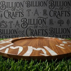 Assiette de service ronde en bois avec incrustation de perles, design oriental, vaisselle et assiettes faites à la main - Product Image 3