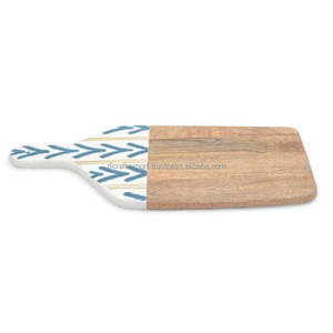 Juego hecho a mano de lujo de posavasos de madera y resina epoxi de la tabla de cortar India posavasos para tazas de té/café de RF Crafts - Product Image 5