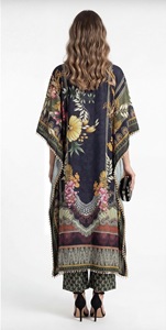 Robe longue kaftan pour femme en soie polyéthylène à plumes, coupe ample confortable, élégante et fluide, idéale pour toutes les saisons. - Product Image 3