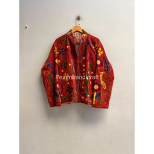 Chaqueta de terciopelo con bordado floral, cuello mandarín, abrigo de invierno, estilo bohemio chic para mujer, abrigo de terciopelo de manga larga. - Product Image 1
