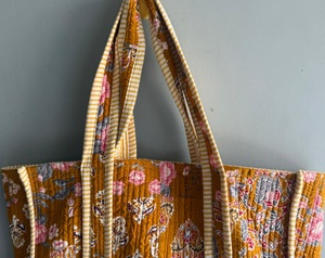 Bolso tote bohemio de lona acolchada con estampado, tipo shopper, con dos asas y parte superior abierta, para viajes diarios, regalo para ella. - Product Image 4