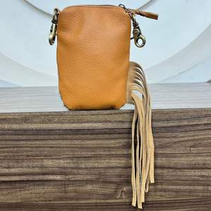 Fábrica al por mayor precio bajo moda mano tooled cuero de vaca teléfono celular bolsa para motocicletas riñoneras flecos riñoneras - Product Image 5