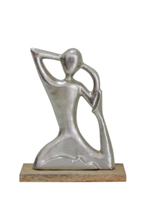 Escultura de Aluminio Hecha a Mano con Pose de Yoga Abstracta sobre Base de Madera - Figura Metálica Plateada para Decoración Moderna del Hogar y Arte de Oficina - Product Image 2