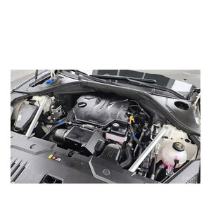 Genesis GV70 2.5T 2024 Gasolina AWD con 10,832 km, Volante a la Izquierda, Caja de Cambios Automática, Asientos de Cuero, Cámara Trasera - Product Image 6