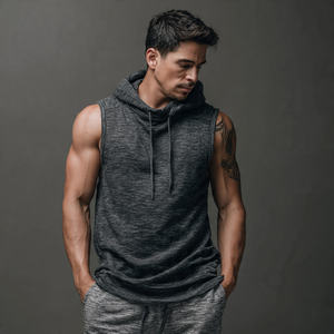 Débardeur à capuche sans manches en molleton coupe-vent et écologique pour homme, idéal pour le sport, la musculation, la gym et les activités de plein air - Product Image 2