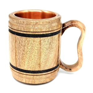 Mug en bois écologique gravé sur mesure pour la Renaissance, tasse à bière en bois créative avec poignée - Product Image 3