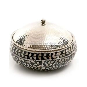 ชามใส่ผลไม้อบแห้งลายตารางสีดำขาวประดับมุกทำมือ พร้อมฝาปิดชุบเงิน กล่องของขวัญตกแต่งสำหรับใส่ขนม - Product Image 4