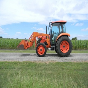 Tractor Agrícola Kubota M7060 4WD con Motor Diésel de Alta Resistencia para Preparación de Terrenos en Agricultura Moderna y Uso en Operaciones de Campo Eficientes - Product Image 2