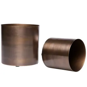 Handmade <b>Unique</b> Coastal Eco-Friendly Iron Planter for Home Decoration Stylish Indoor Tabletop Flower <b>Vase</b> - Product Image 5