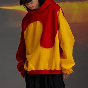 Sweat-shirt à capuche pour homme en molleton épais avec détails brodés et capuche ajustable - Product Image 4