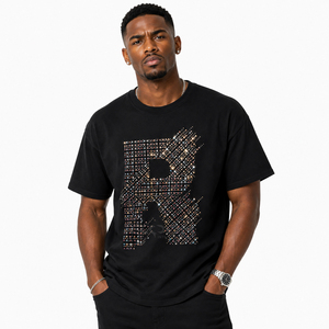 Camiseta de Manga Corta para Hombre Cosh International Negra con Diseño de Letra B con Pedrería, Corte Regular, Cuello Redondo, Estilo Casual - Product Image 1