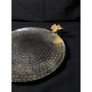 Plateau de service artisanal doré avec papillon, plateau à chocolat, plateau de service Ramadan, panier-cadeau, plateau de dîner, décoration d'intérieur - Product Image 2