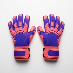 Green PU Leather Football Goalkeeper <b>Gloves</b> With Adjustable Wrist Strap And Finger Protection For Adults And Teens - Product Image 5