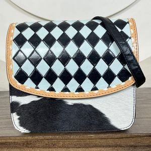 Luxury Wholesale Trending Women's Handbags Custom Fashion Hand Tooled Cow <b>Crossbody</b> <b>Bag</b> with Checkered Flap Western Style Purse - Product Image 4