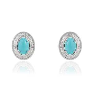 Boucles d'oreilles clous ovales 9x6mm en turquoise et halo de diamants, design exquis, faites à la main en or blanc massif 14K, bijoux personnalisés en gros - Product Image 1
