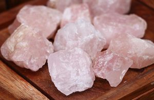 Pierre de quartz rose naturelle brute, cristal rose brut en vrac, spécimen minéral de guérison pour le wrapping de fils et la méditation des chakras - Product Image 2