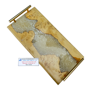 Plateau rectangulaire en bois avec poignée métallique, multi-formes, écologique, sans danger pour les aliments, compatible lave-vaisselle, fabriqué au Vietnam - Product Image 1