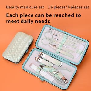 Ensemble de manucure et kits de toilettage vert menthe en acier inoxydable, outils de beauté avec étui en cuir, produits tendance par ANAAIF - Product Image 3