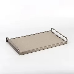 Plateau de service ovale en métal pour table de mariage, design minimaliste solide, durable, en acier inoxydable, plateau biodégradable - Product Image 1