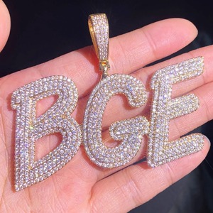 จี้เพชรโมอิสซาไนต์รูปตัวอักษรแบบ Iced Out เงินแท้ 925 สไตล์ฮิปฮอป  ผ่านการทดสอบเพชร  จี้แบบ Rapper Bust Down - Product Image 3