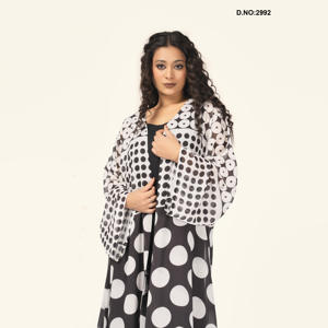 Tissu en mousseline de soie de qualité supérieure pour vêtements de mode et tenues de mariée, disponible à un prix et une qualité d'exportation. - Product Image 4