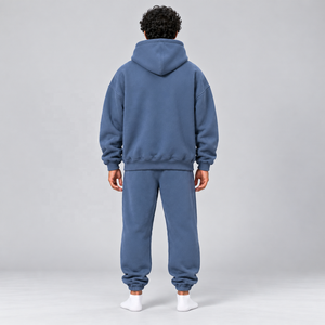 Ensemble jogging et sweat à capuche oversize en coton épais pour homme – Survêtement personnalisé style streetwear décontracté pour le quotidien - Product Image 2