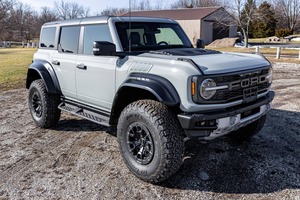 Ford Bronco Raptor 2023 - Product Image 3