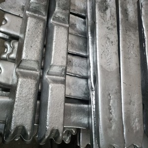 Lingotes de Aluminio Refinado Premium A7 para Compradores de Metales a Granel con Alta Pureza, Calidad de Fundición y Suministro Empaquetado Listo para Exportación - Product Image 5