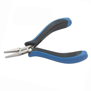 Pince plate ergonomique haute performance de qualité supérieure, 120 mm, en acier inoxydable, poignées noires et bleues, mâchoires lisses, à ressort pour sertissage de bijoux - Product Image 1