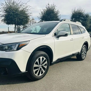Subaru Outback Premium Crossover AWD Usado del 2021 - Product Image 1