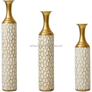 Florero de metal hecho a mano de lujo para decoración de mesa de sala de estar moderna con macetas de hierro al tacto pulido a precio asequible Florero - Product Image 2