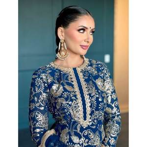 Conjunto de traje de fiesta para mujer con hilo y trabajo de secuencia - Product Image 3