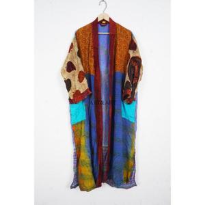 Robe kimono en soie pour femme, design sari indien, col en V, fermeture à cordon, manches longues, respirante, motif floral, luxe vintage - Product Image 6