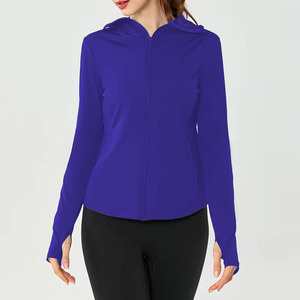 Haut à manches longues, vente en gros usine, veste à capuche légère pour femme, tissée, unie, teinte, anti-UV, avec masque intégré - Product Image 3