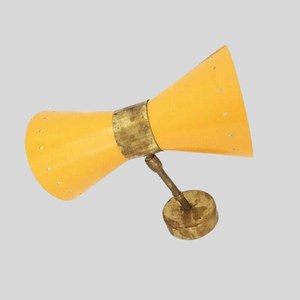 Applique murale en laiton de style Mid-Century Modern, forme géométrique de sablier jaune, luminaire d'intérieur, décoration de salon - Product Image 2