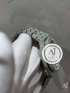AARVA JEWELS นาฬิกาเพชรหรูหราสง่างามสำหรับผู้ชาย 42 มม. สแตนเลสสตีลทรงกลม กลไกควอตซ์แบบอะนาล็อก สายขนาด 16 มม. ตัวล็อคแบบพับได้ - Product Image 3