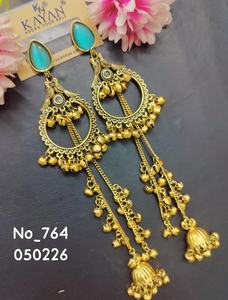 Pendientes Chandbali de Oro Laminado con Piedra Azul, Engaste de Bisel, Joyería Étnica Tradicional India de Moda para Mujer al por Mayor - Product Image 4