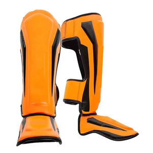 Protège-tibias de football en cuir PU, coque rigide, flexibles, confortables, fermeture auto-agrippante, pour adulte, protection professionnelle de haute qualité - Product Image 1
