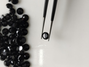 Spinelle noire naturelle 6 mm, taille brillant ronde, couleur 100 % naturelle, pierres précieuses de qualité supérieure pour la fabrication de bijoux - Product Image 3